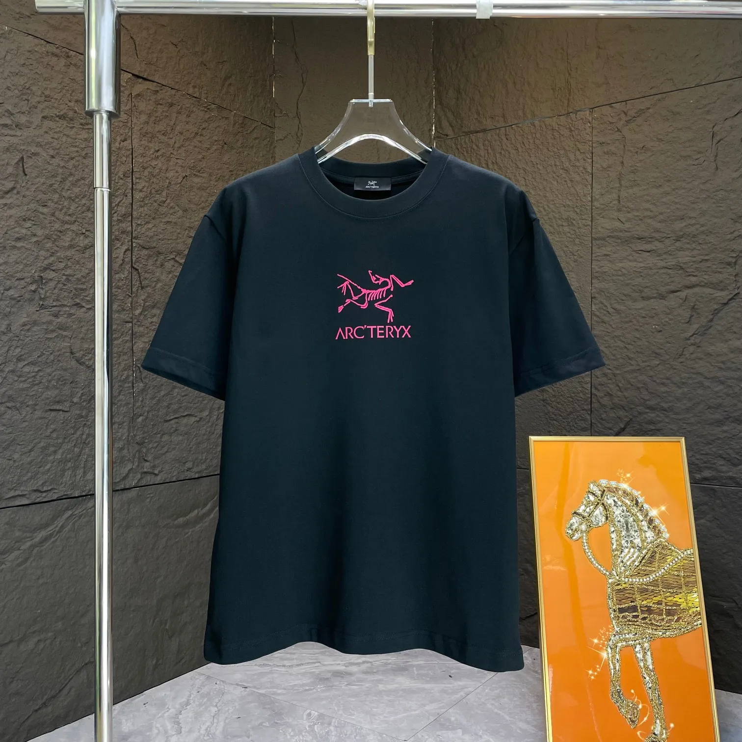 ARC 2025 New Arrival T ：Black White Sizes：S M L XL XXL
